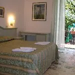 Affittacamere Gioia 4*