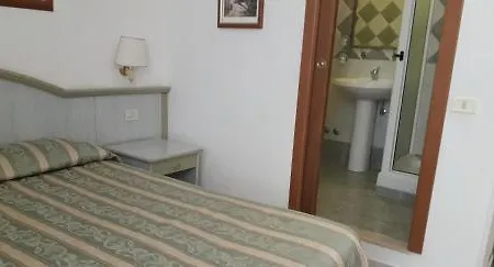 Gioia Pensión 2*