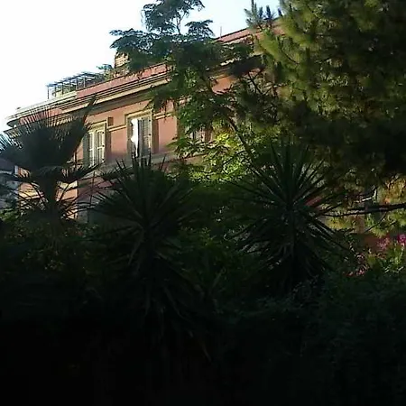 Gioia בית הארחה